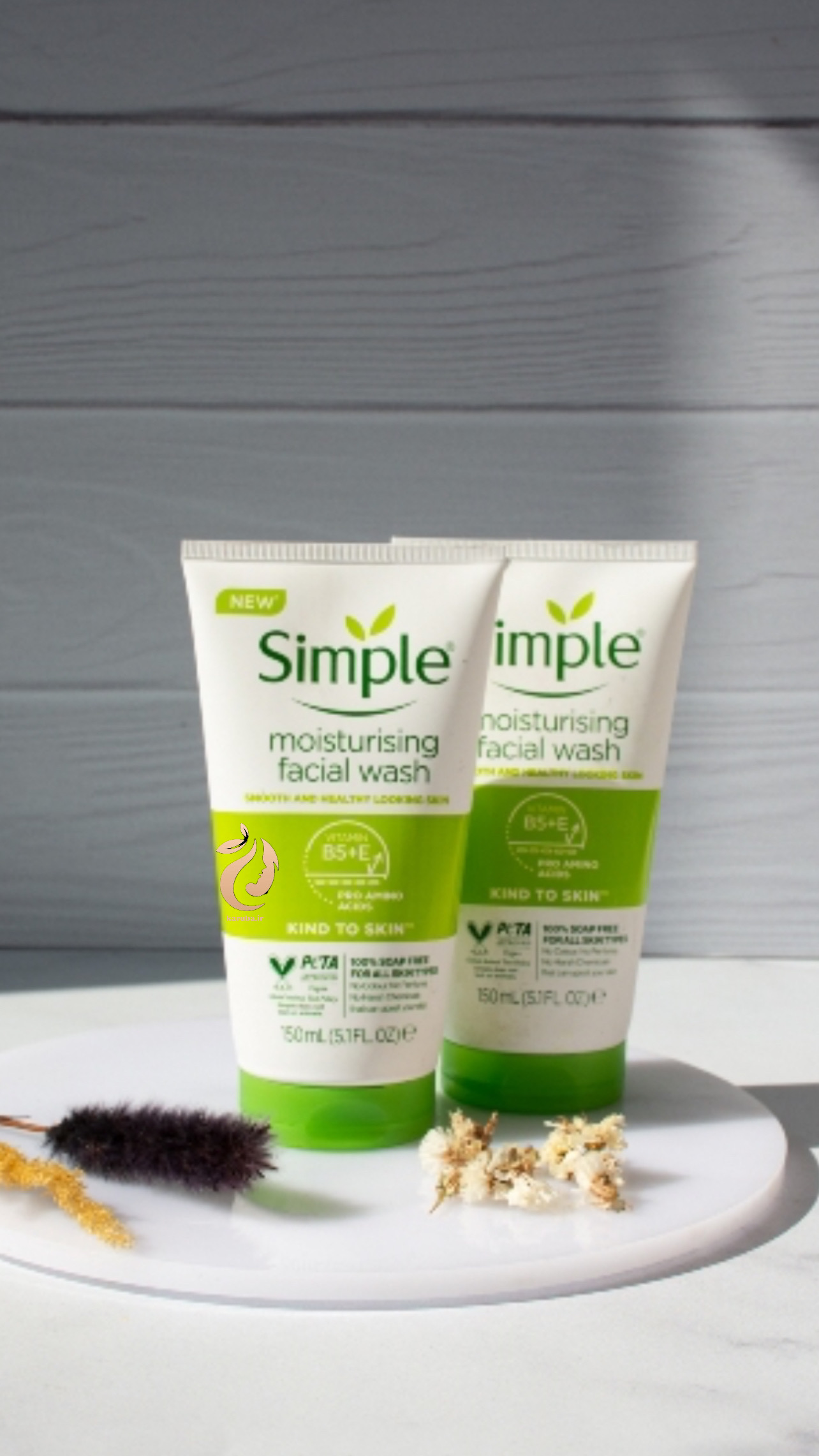 ژل شستشو و فیس واش سیمپل پوست خشک و حساسMoisturising - آریاناز بیوتی